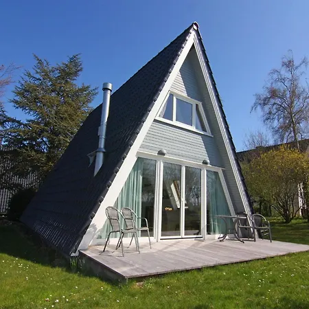 In Mit Terrasse, Cleaning Included Feriehus Damp
